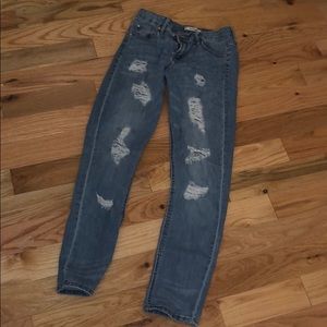 Distressed Boyfriend Jeans